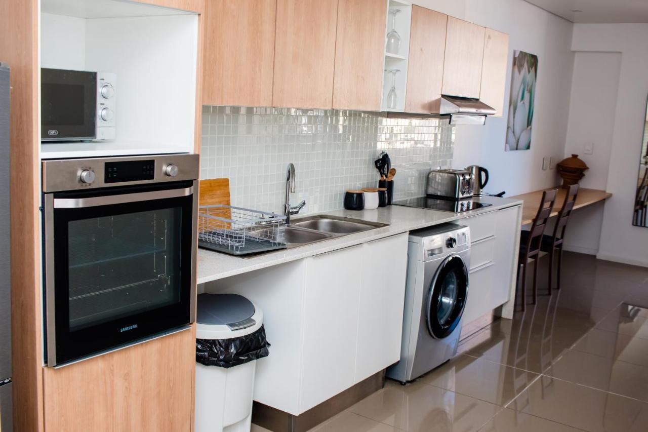 Urban Oasis Apartments At Freedom Plaza Windhoek Exteriör bild