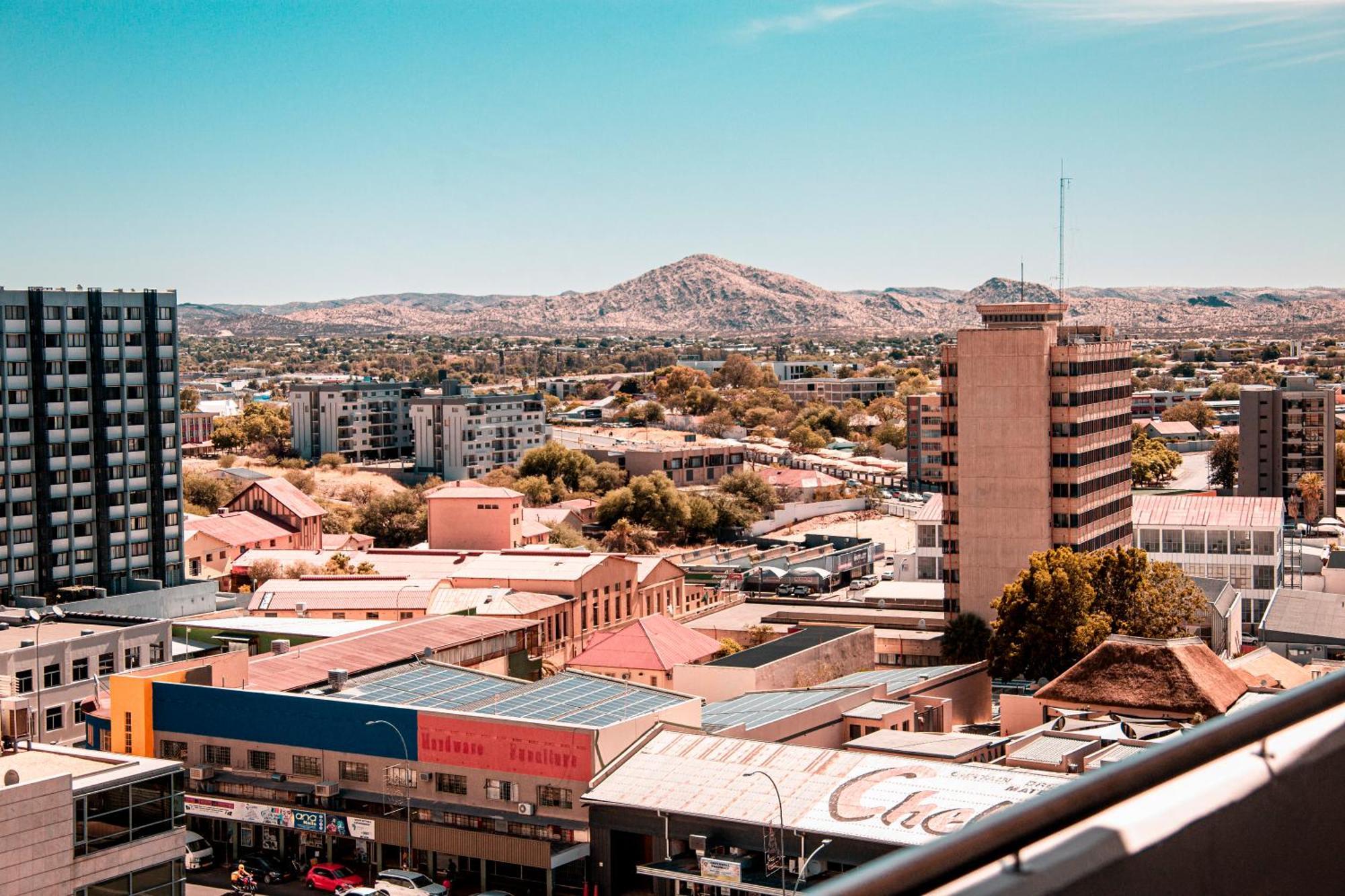 Urban Oasis Apartments At Freedom Plaza Windhoek Exteriör bild