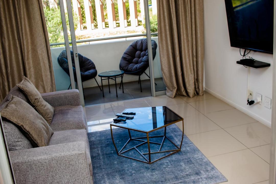 Urban Oasis Apartments At Freedom Plaza Windhoek Exteriör bild